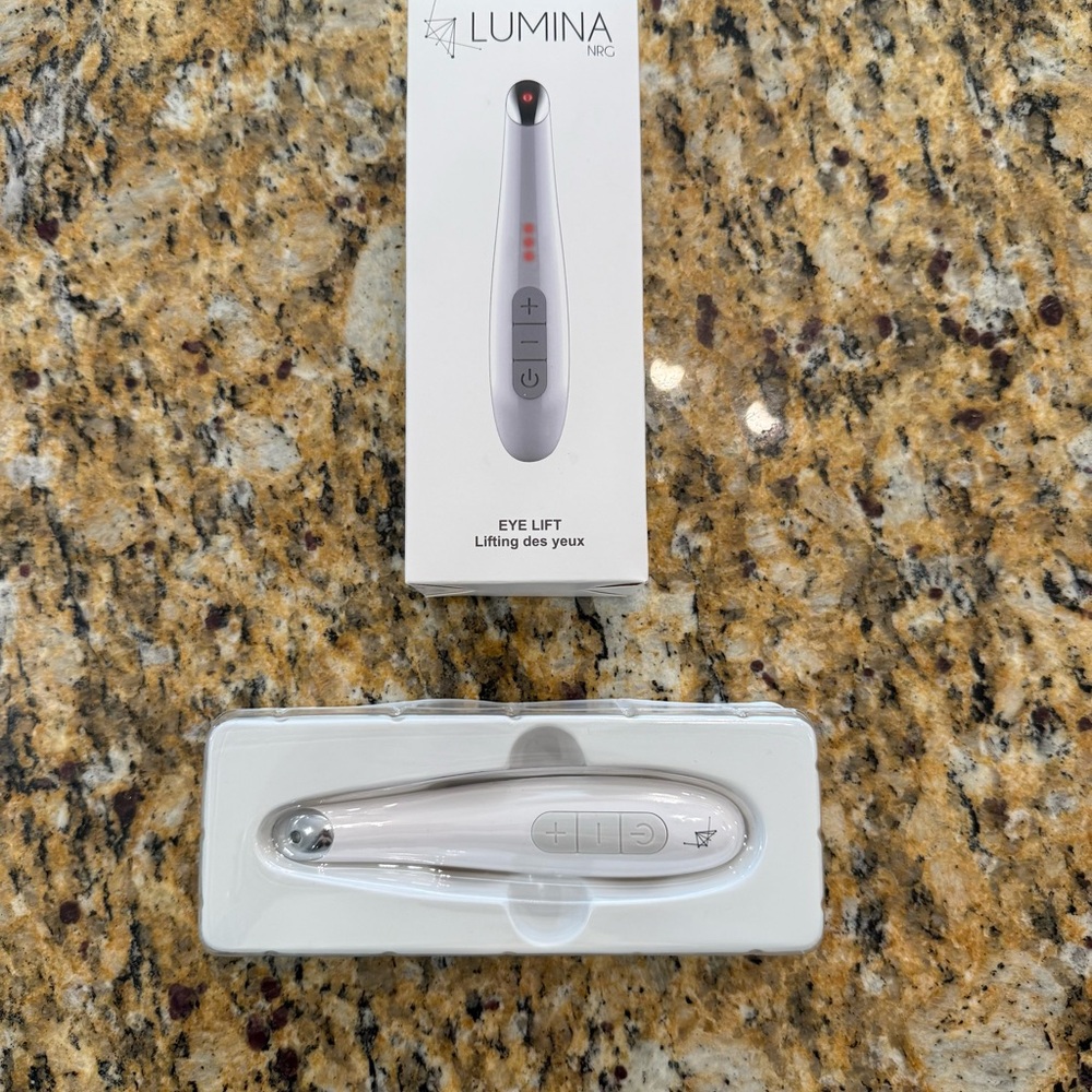 LUMINA Eye Lift Device NIB